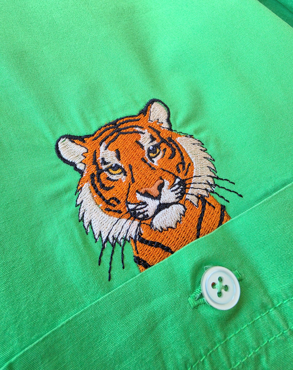 Oversized Tiger Shirt, Size 14