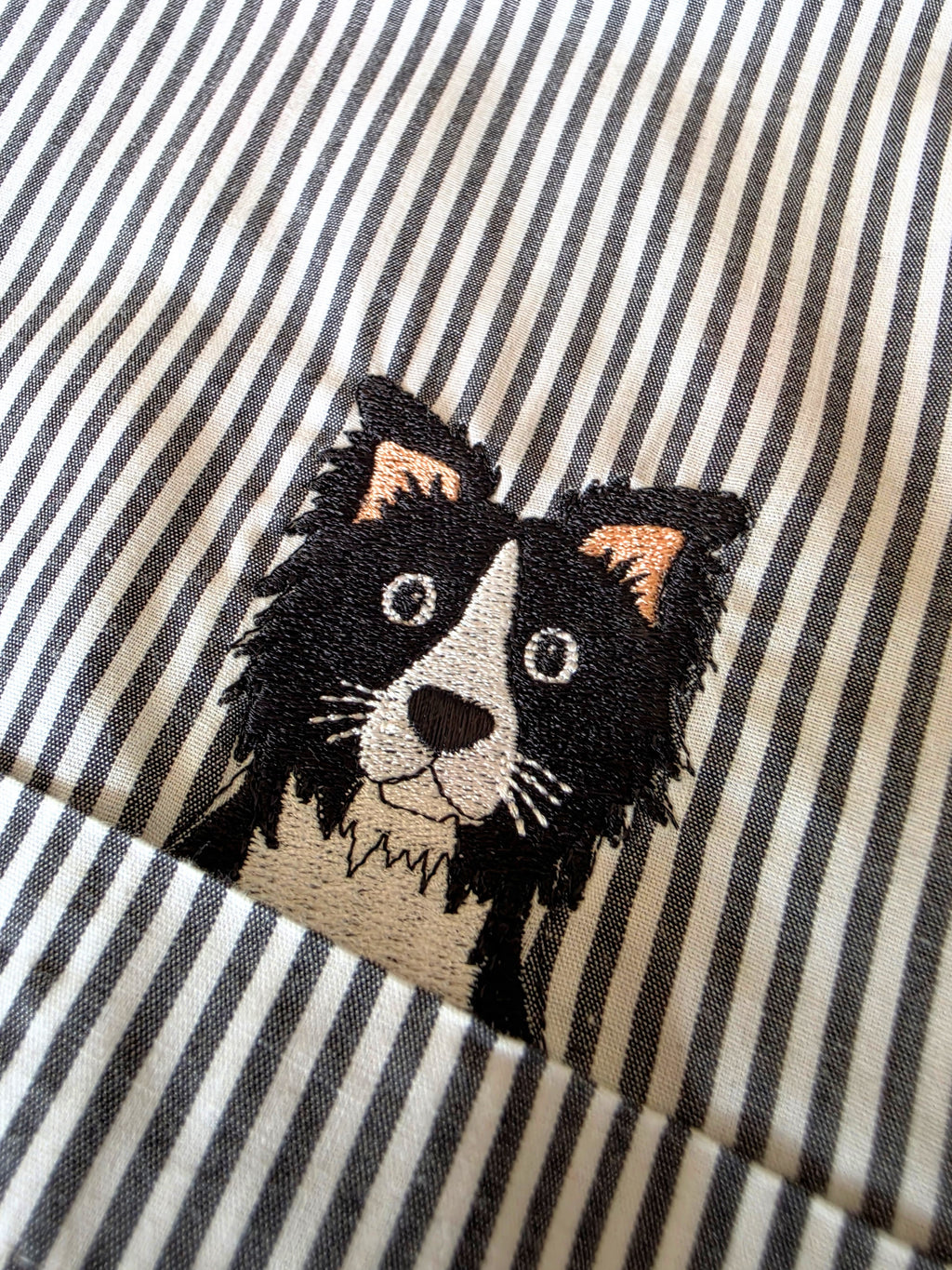Border Collie Shirt, Size XL